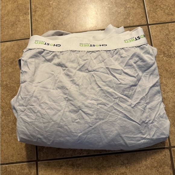 Ghost Bed king sheet set 3 pieces - Picture 5 of 5